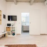 Cozy Apartment Near Ponte Vecchio
